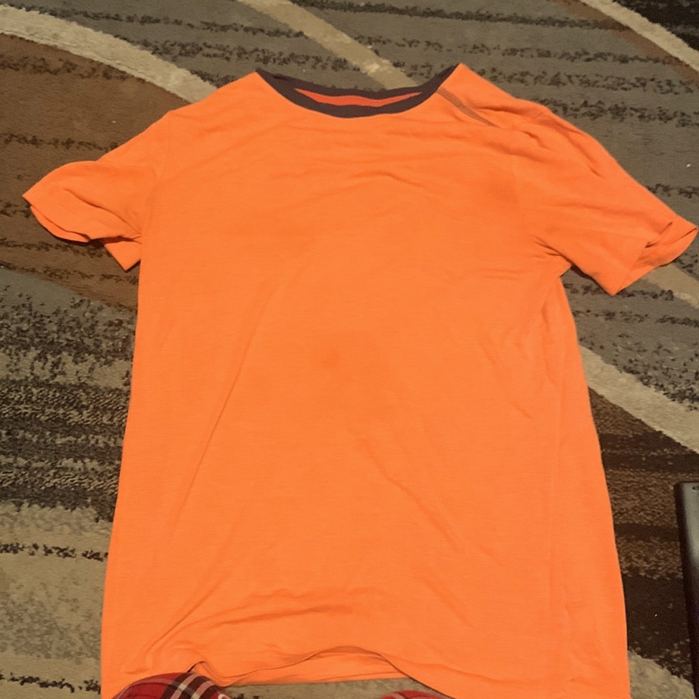 Casual XL champion shirt